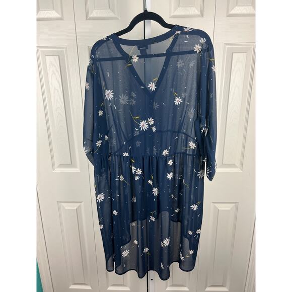 Torrid Size 2 2X 18/20 Blue Chiffon White Daisy Floral Hi-Low 3/4 Sleeve Blouse - Picture 7 of 9